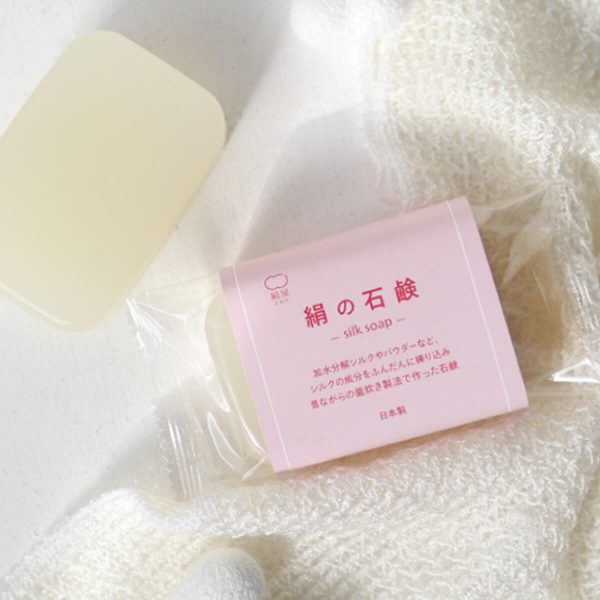 【リニューアルして新登場】季節の変わり目の“ゆらぎ肌”にも寄り添う、絹の石鹸